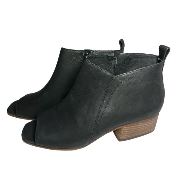 Corso Como Black Open-Toe Leather Ankle Booties with Stacked Heel - Picture 6 of 6